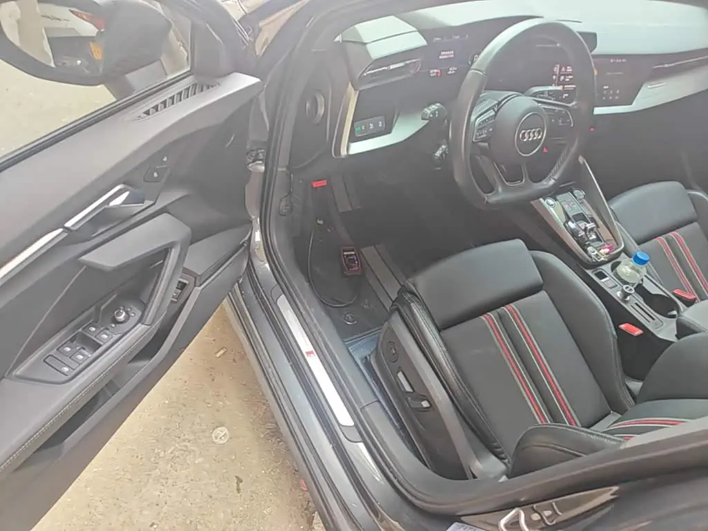 Audi A3 2023 — Şəkil 16/20