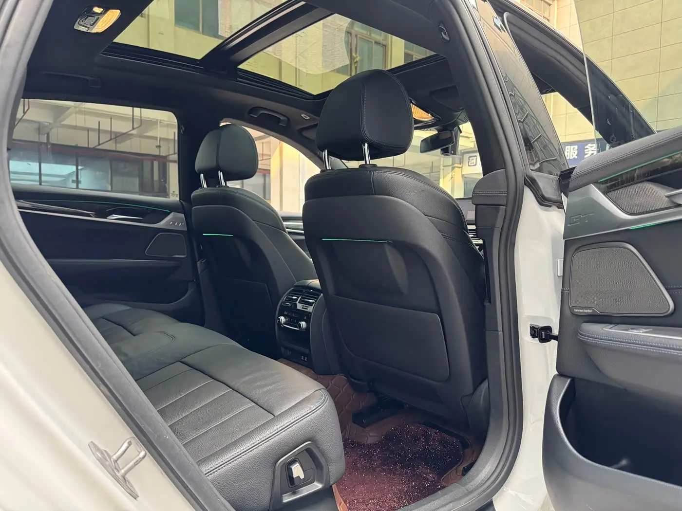 BMW 6 Series GT 2020 — Photo 11/15
