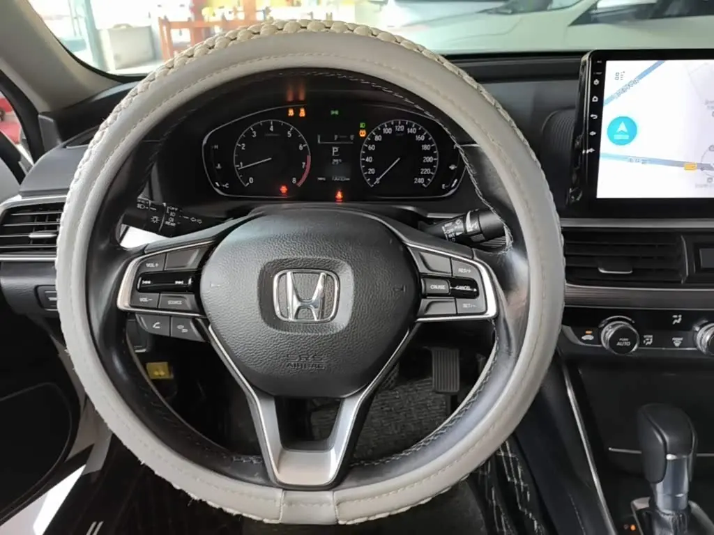 Honda Accord 2019 — Şəkil 11/20