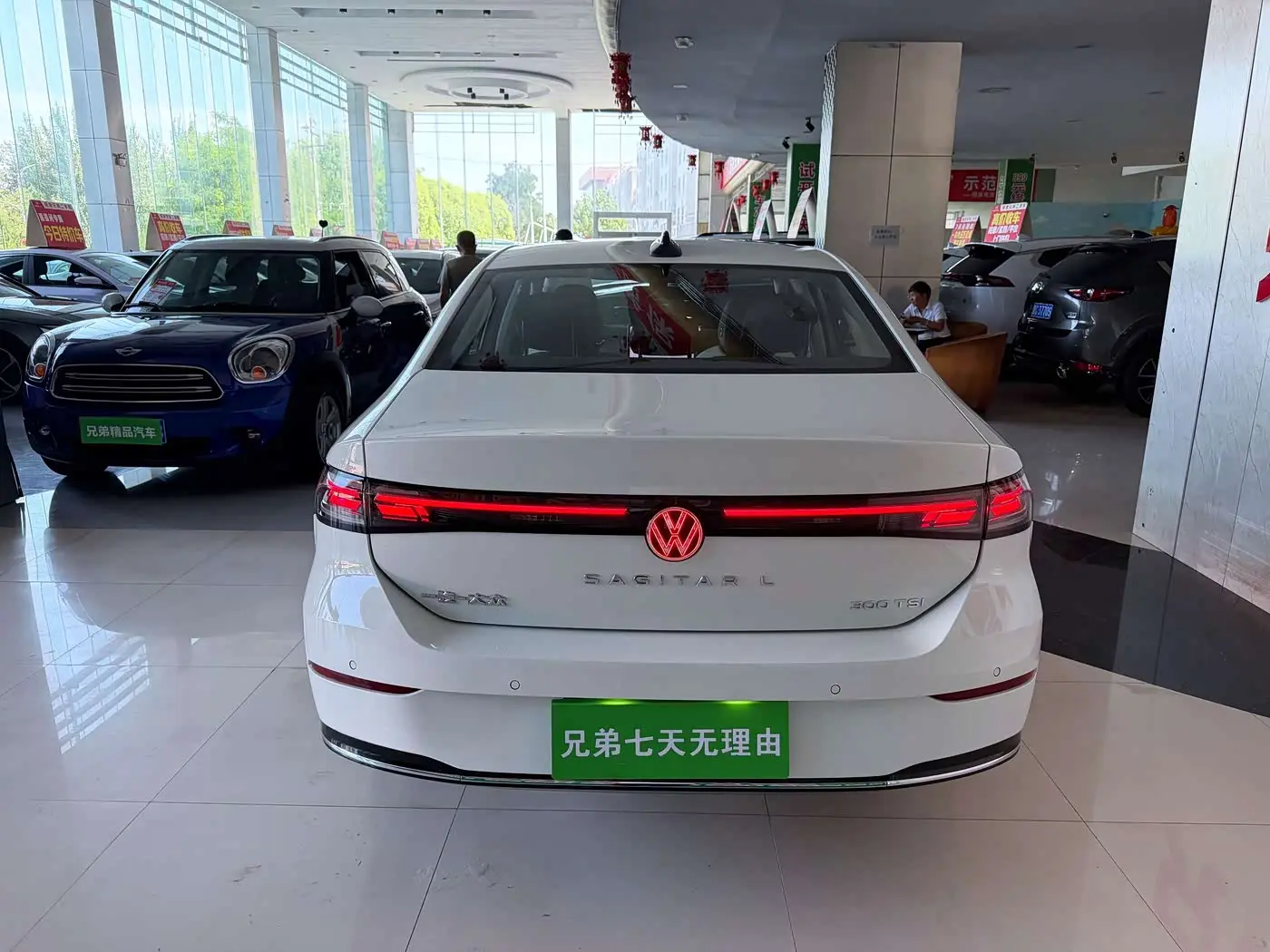 Volkswagen Sagitar 2025 — Şəkil 10/12
