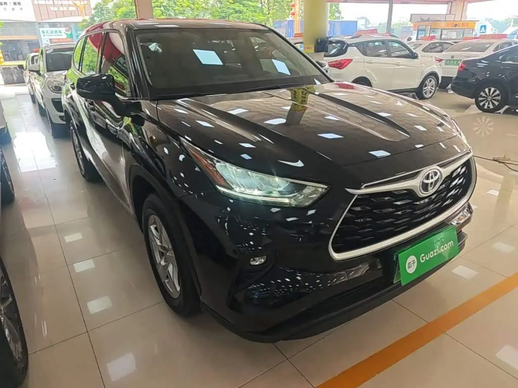 Toyota Highlander 2024 — Photo 4/20