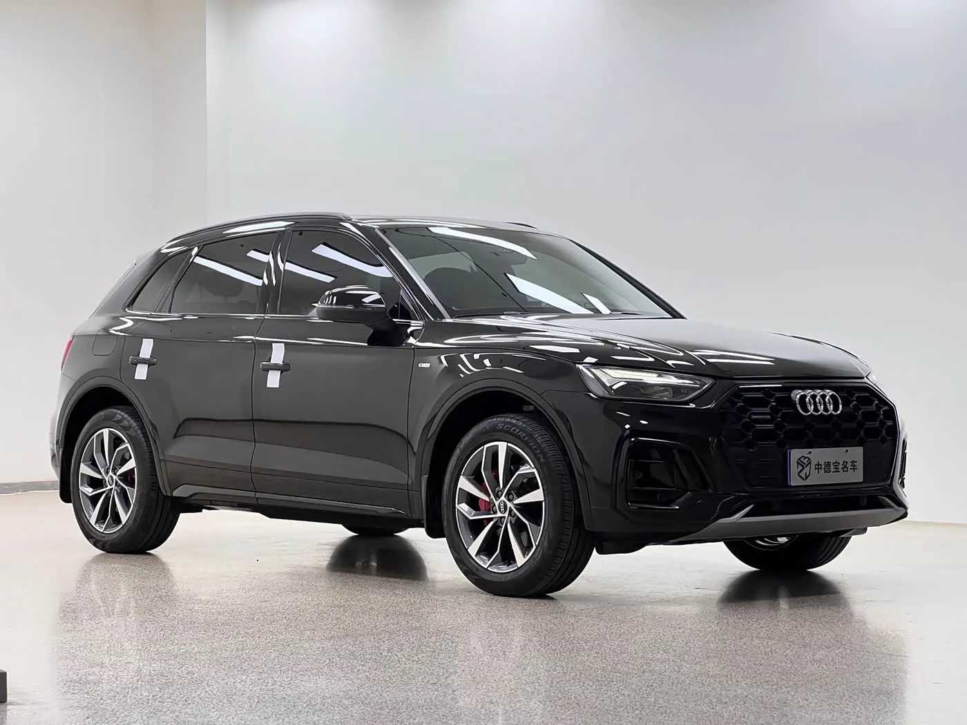 Audi Q5L 2025 — Şəkil 2/19
