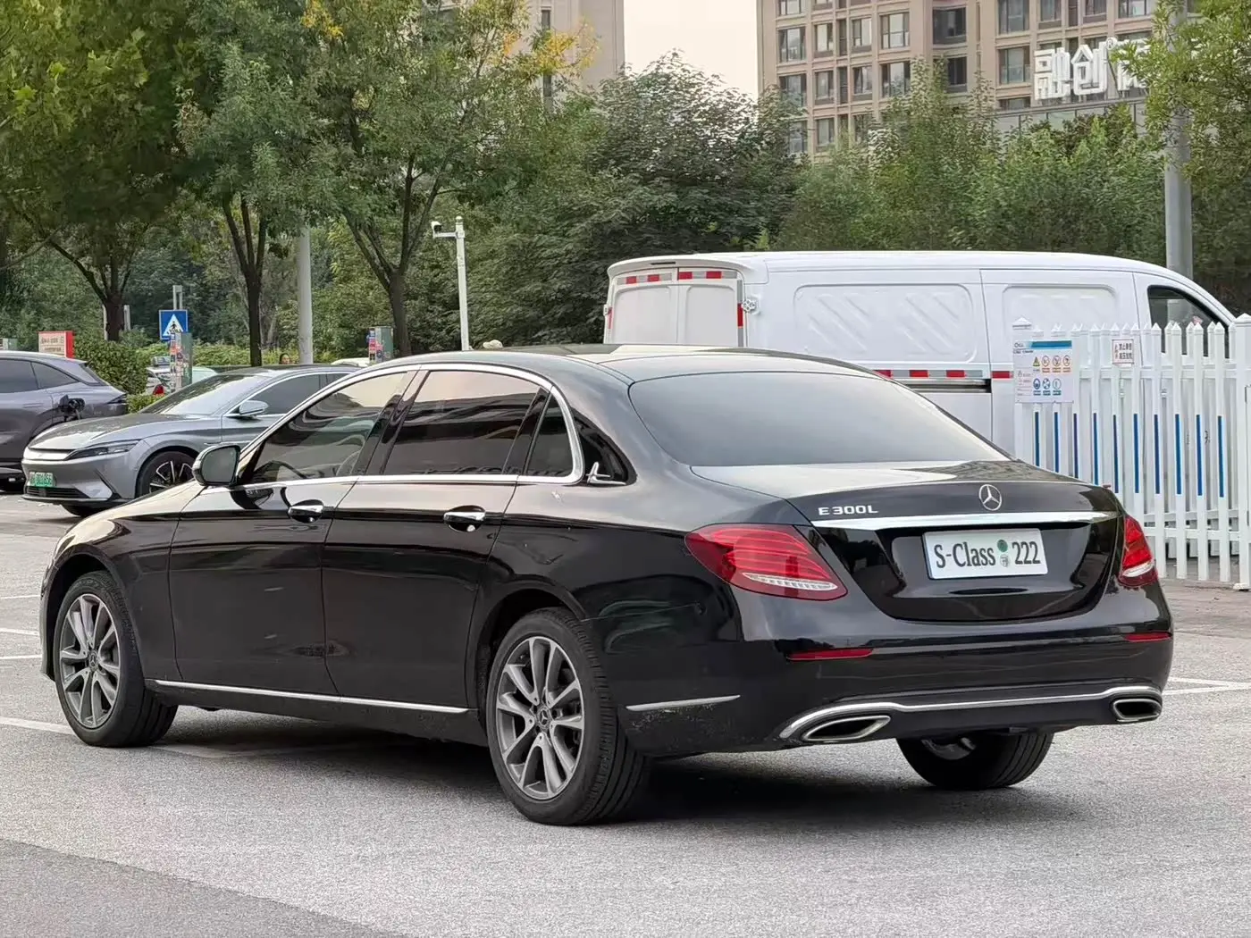 Mercedes-Benz E-Class 2018 — Photo 7/10