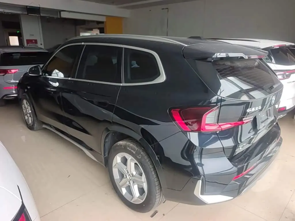 BMW X1 2023 — Photo 5/20