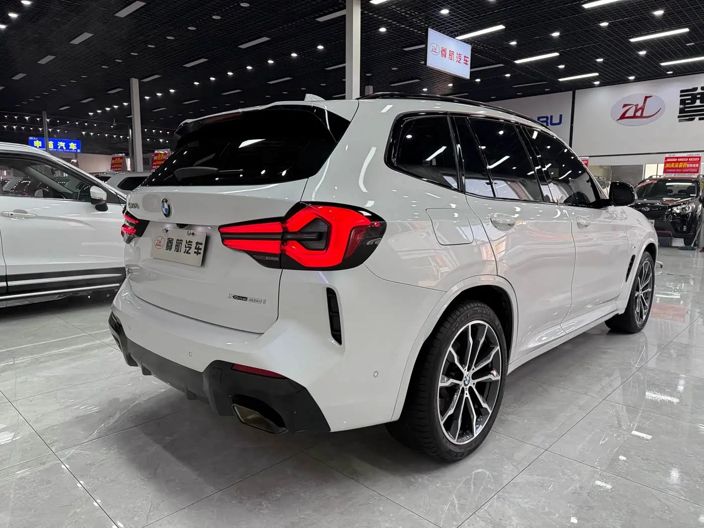 BMW X3 2023 — Photo 8/20