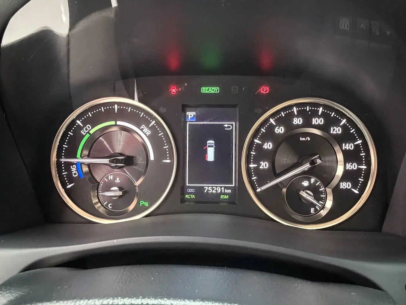 Toyota Vellfire 2020 — Photo 20/20