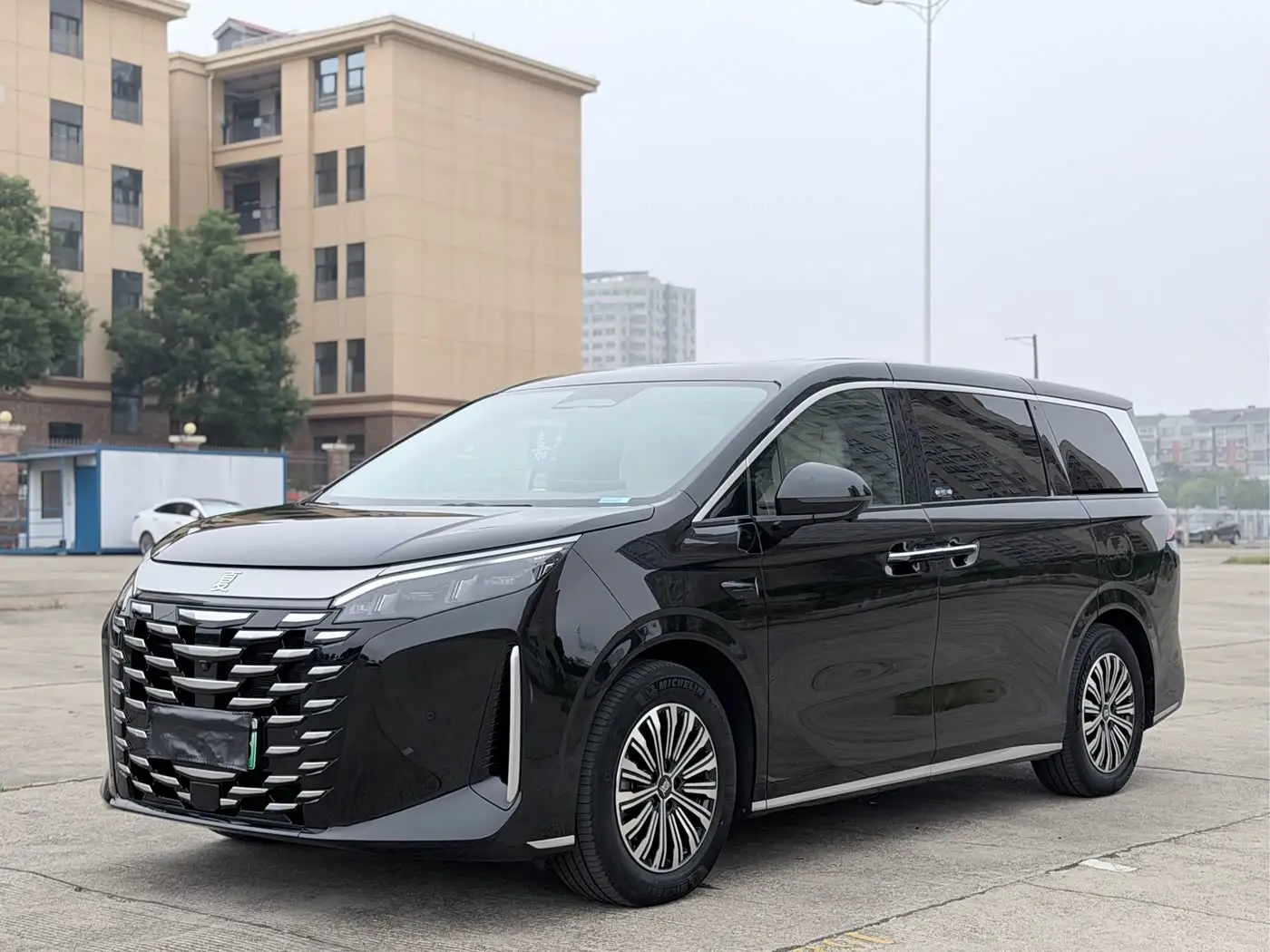 BYD Xia 2025 — Şəkil 1/20