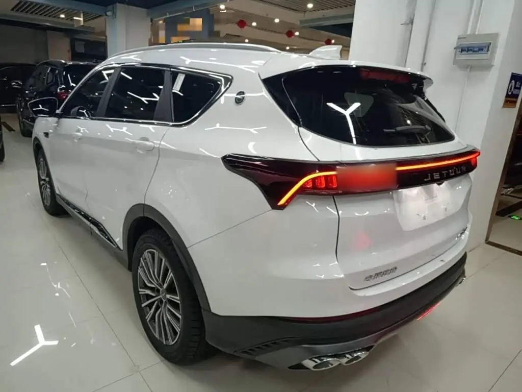 Jetour X70 PLUS 2024 — Фото 5/20