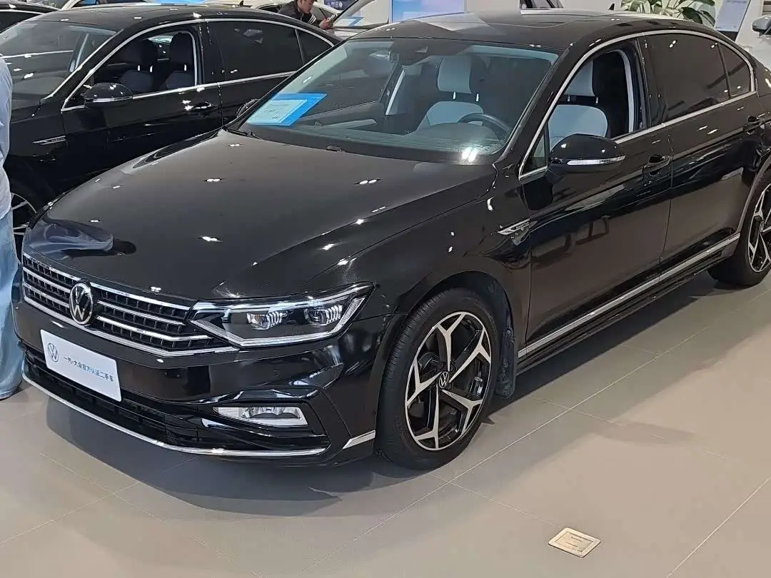 Volkswagen Magotan, 2023