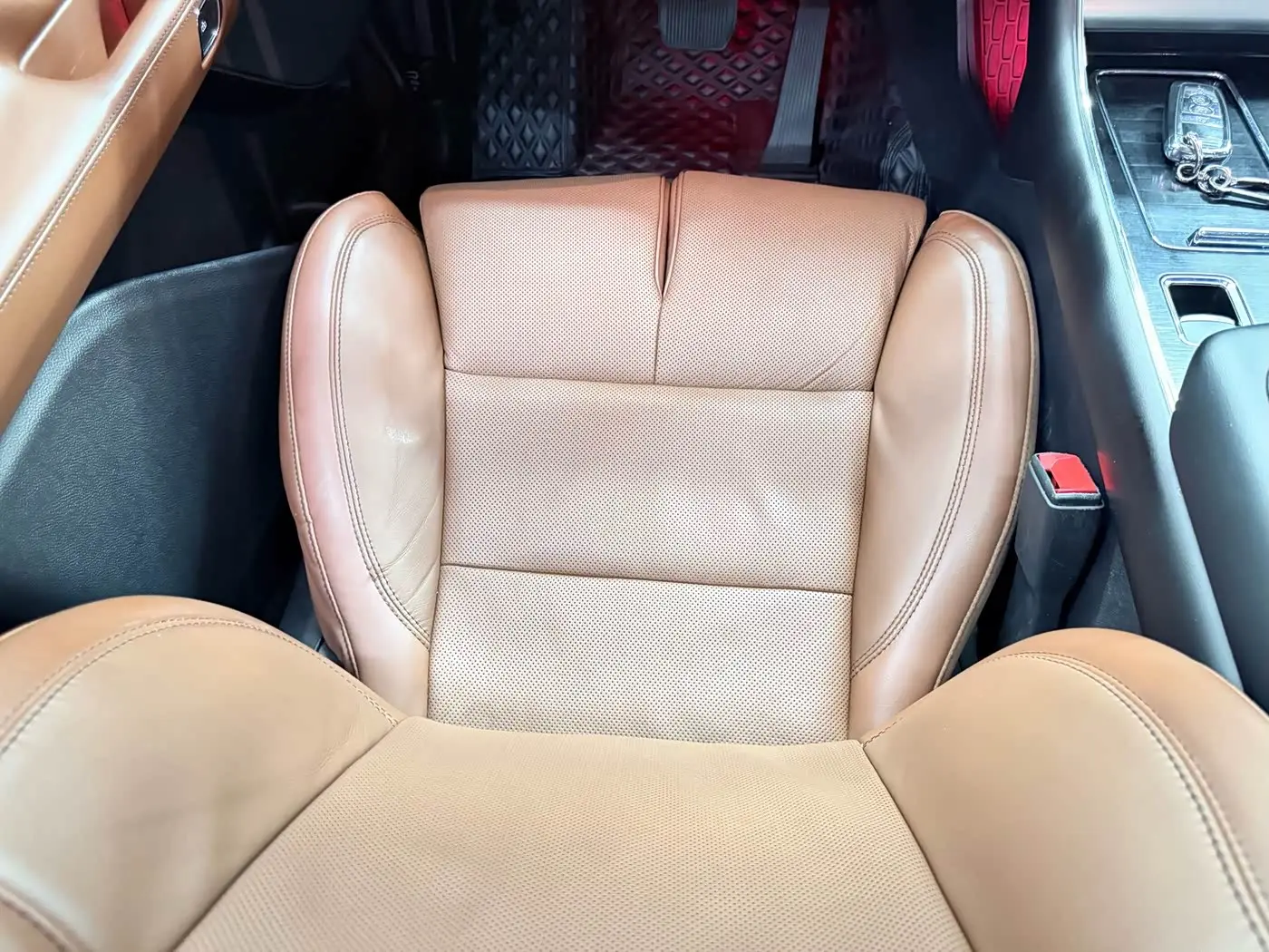 Lincoln Aviator 2020 — Şəkil 14/20
