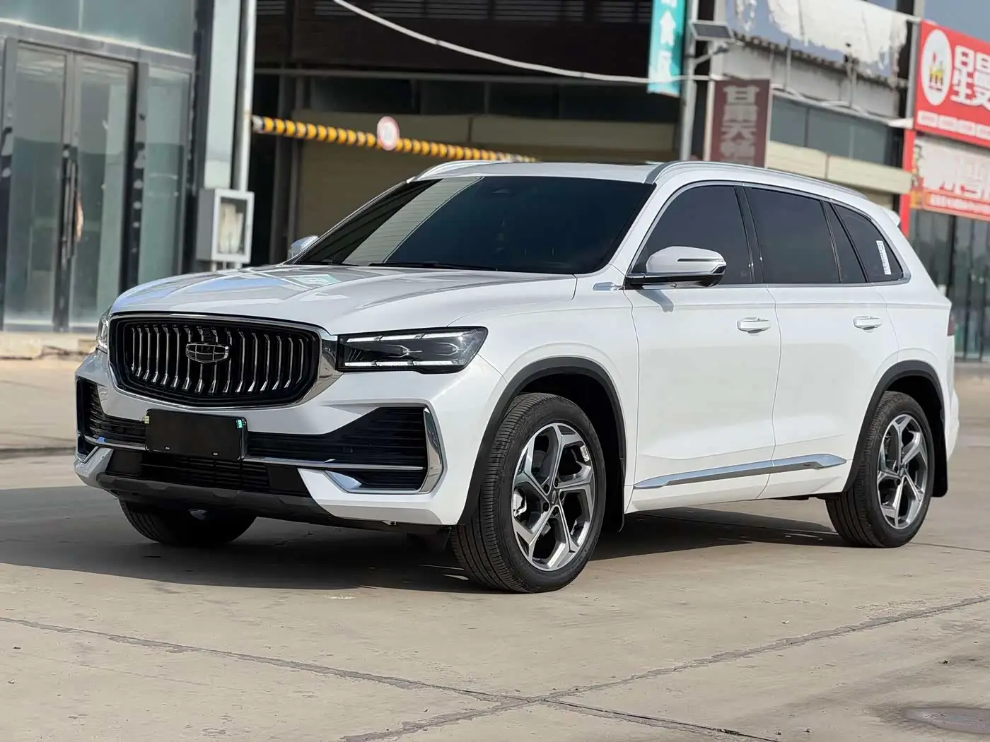 Geely Xingyue L, 2024