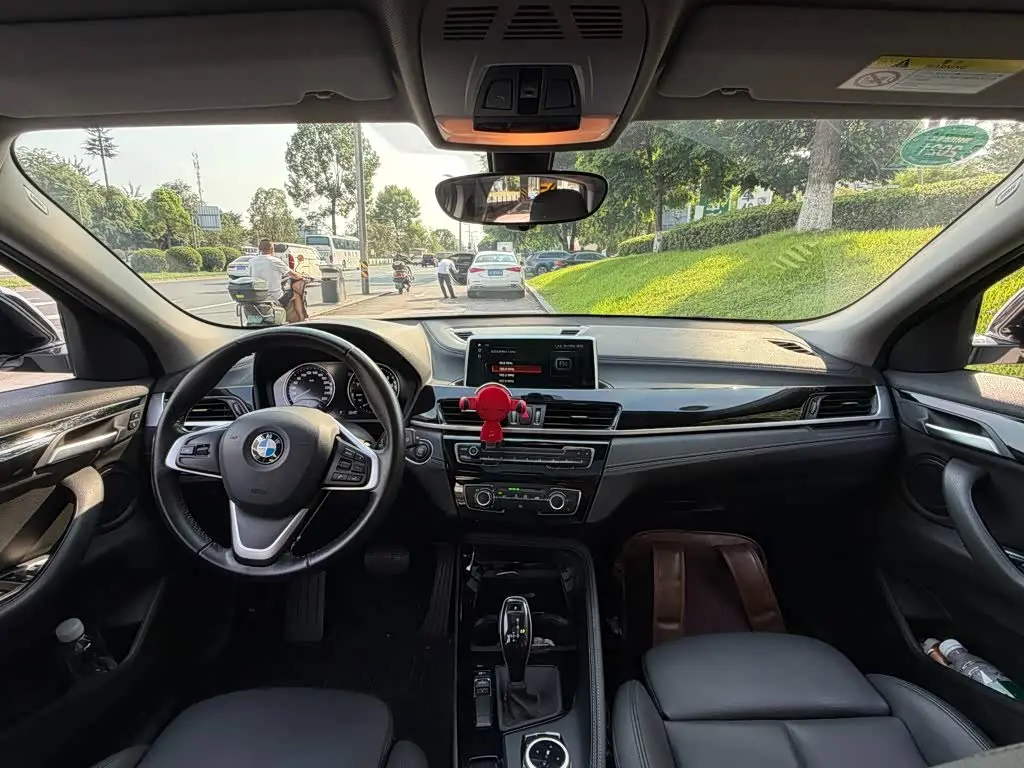 BMW X2 2019 — Фото 13/14