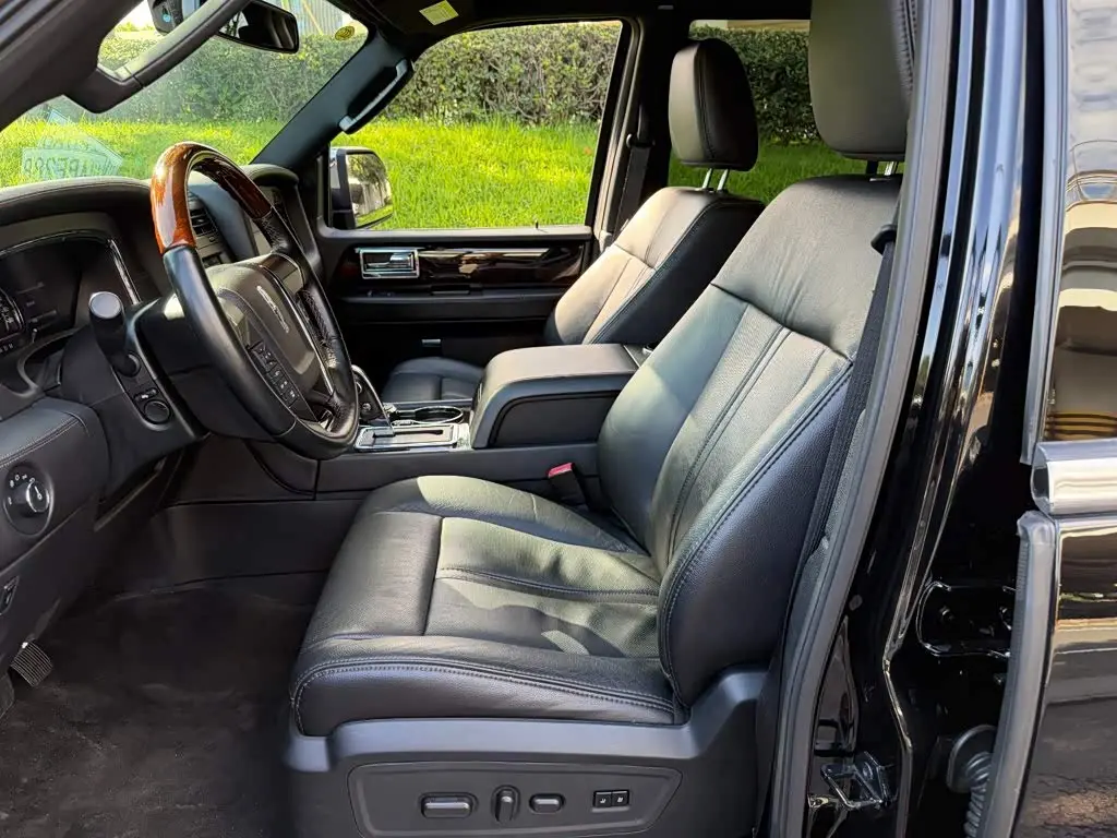 Lincoln Navigator 2018 — Фото 8/14