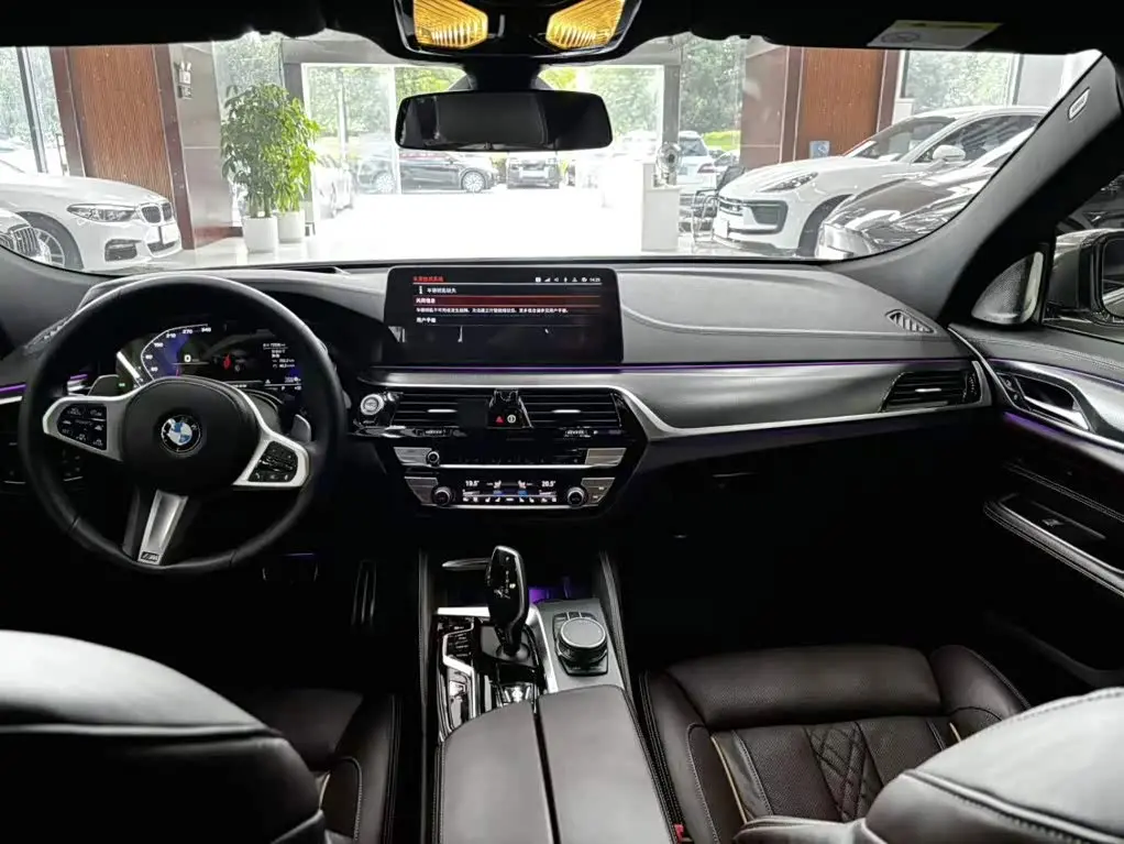 BMW 6 Series GT 2021 — Photo 5/13