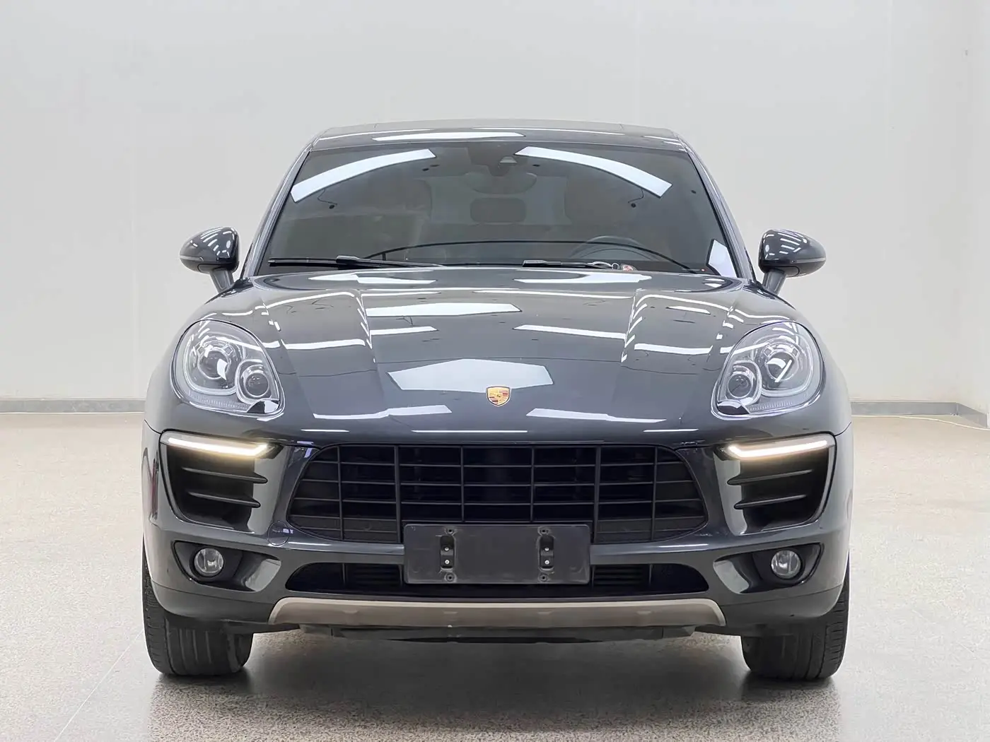 Porsche Macan 2018 — Фото 2/20