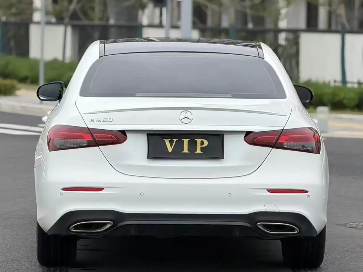 Mercedes-Benz E-Class 2024 — Şəkil 18/18