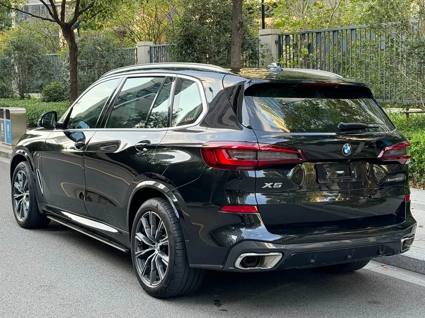 BMW X5 2022 — Photo 5/17