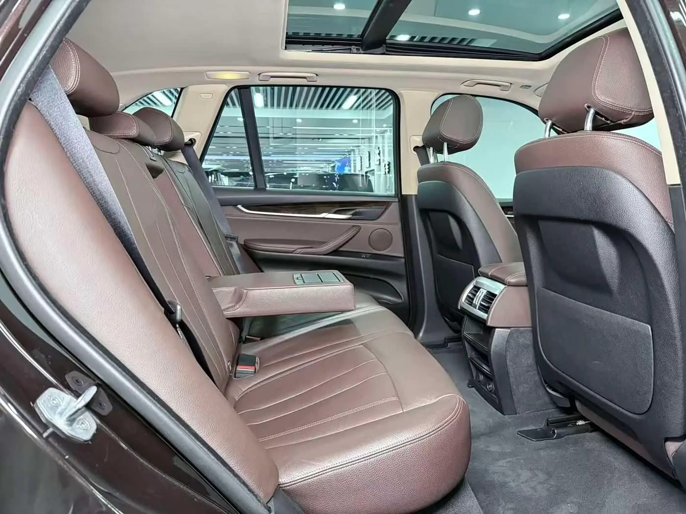 BMW X5 2015 — Photo 13/20