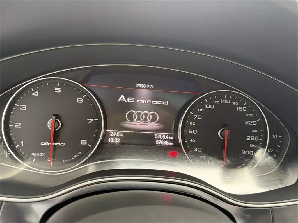 Audi A6 2018 — Фото 10/13