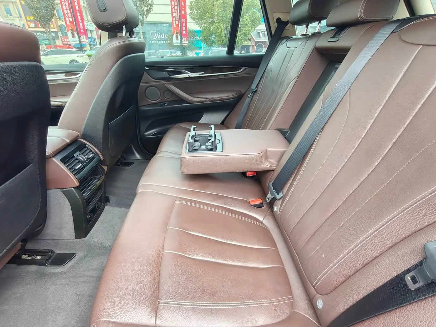 BMW X5 2018 — Photo 10/14