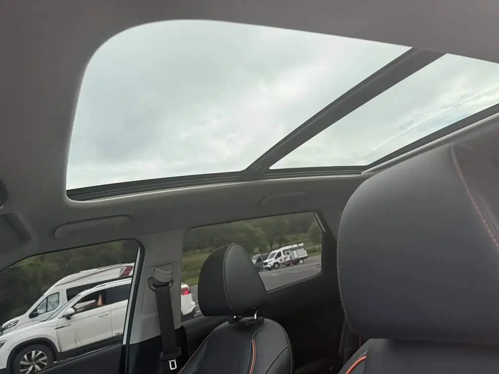 Kia Seltos 2023 — Photo 17/20