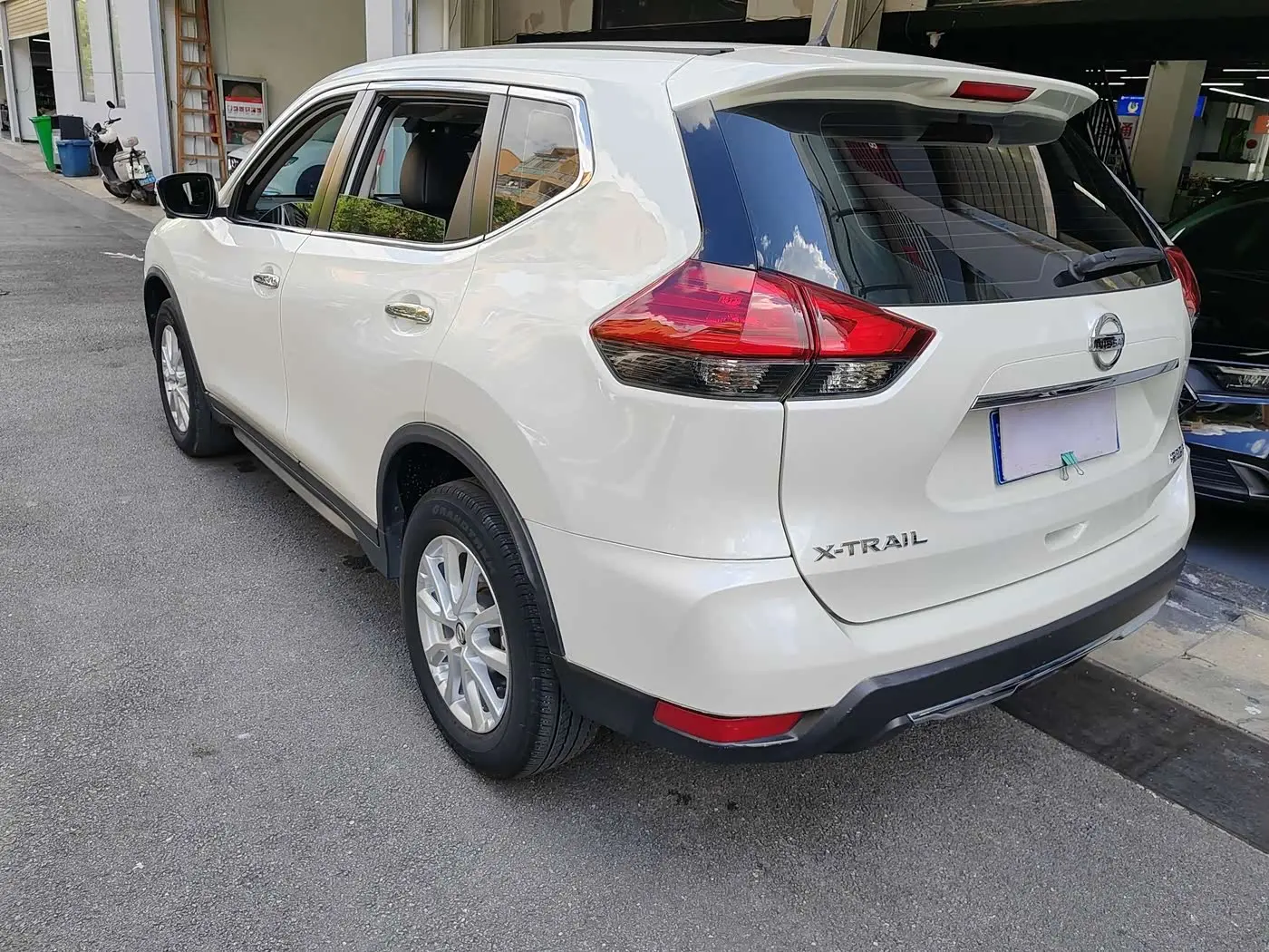 Nissan X-Trail 2021 — Фото 4/13