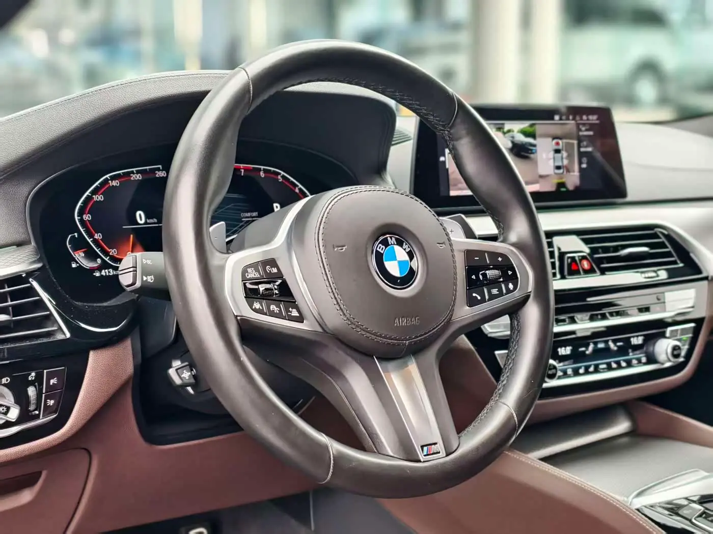 BMW 5 Series 2020 — Photo 7/9
