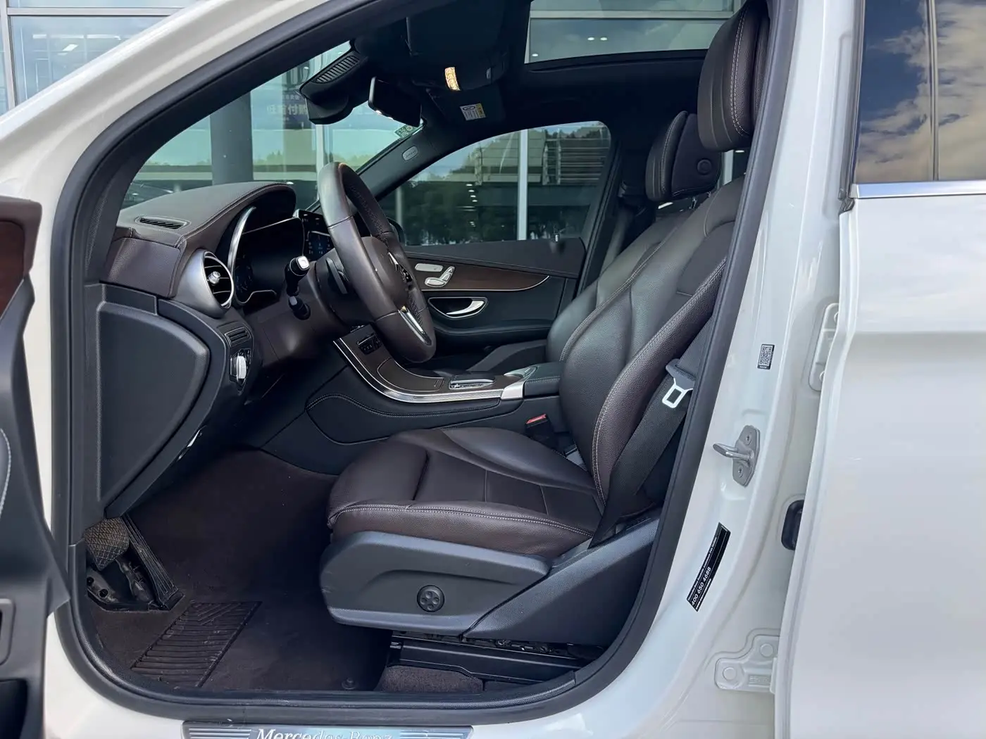Mercedes-Benz GLC 2021 — Şəkil 15/17
