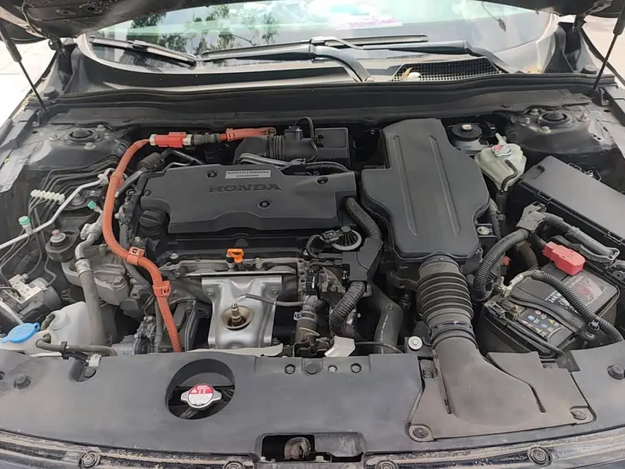 Honda Accord 2022 — Şəkil 10/16