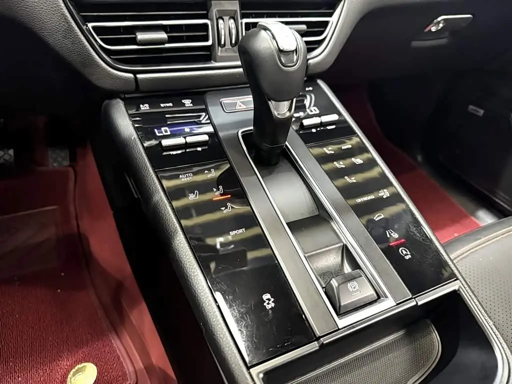 Porsche Macan 2023 — Şəkil 19/20