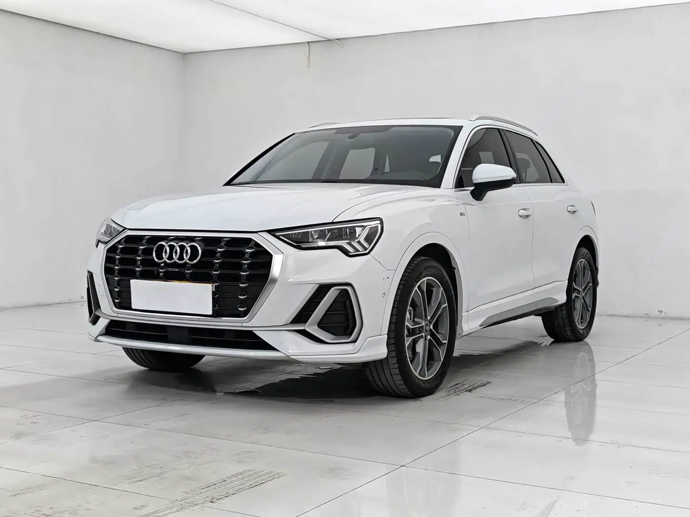 Audi Q3, 2022