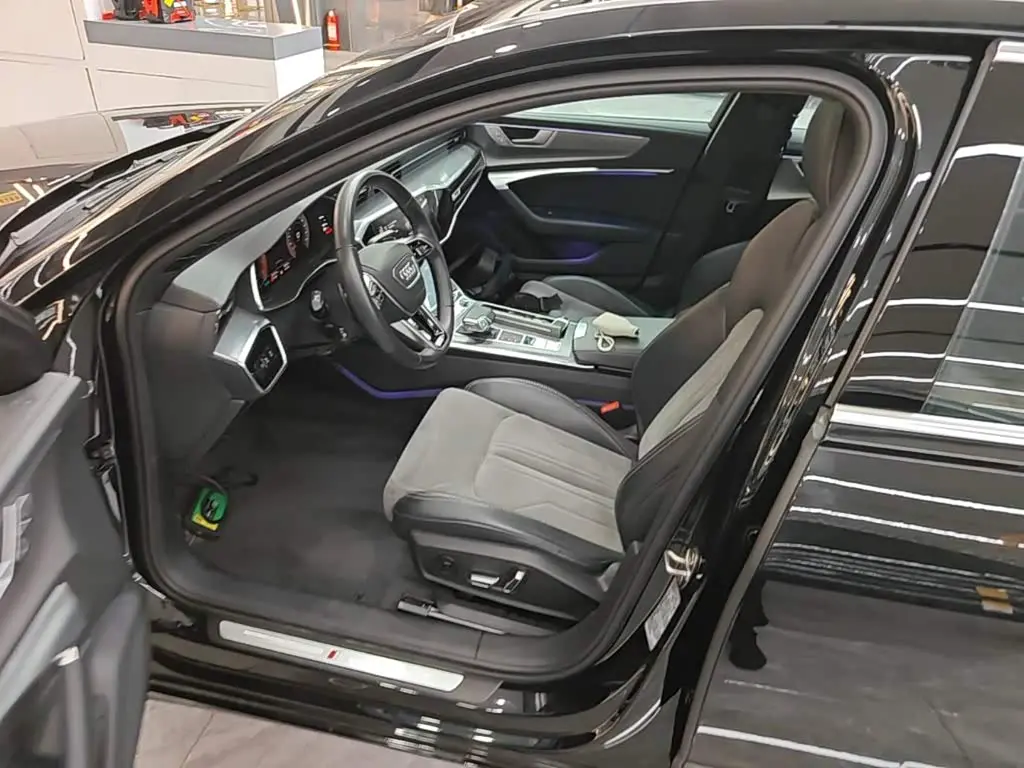 Audi A6L 2023 — Photo 15/20