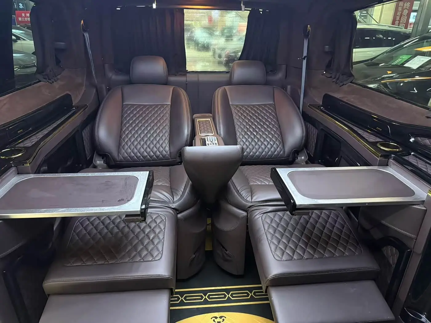 Mercedes-Benz Vito 2015 — Photo 11/18
