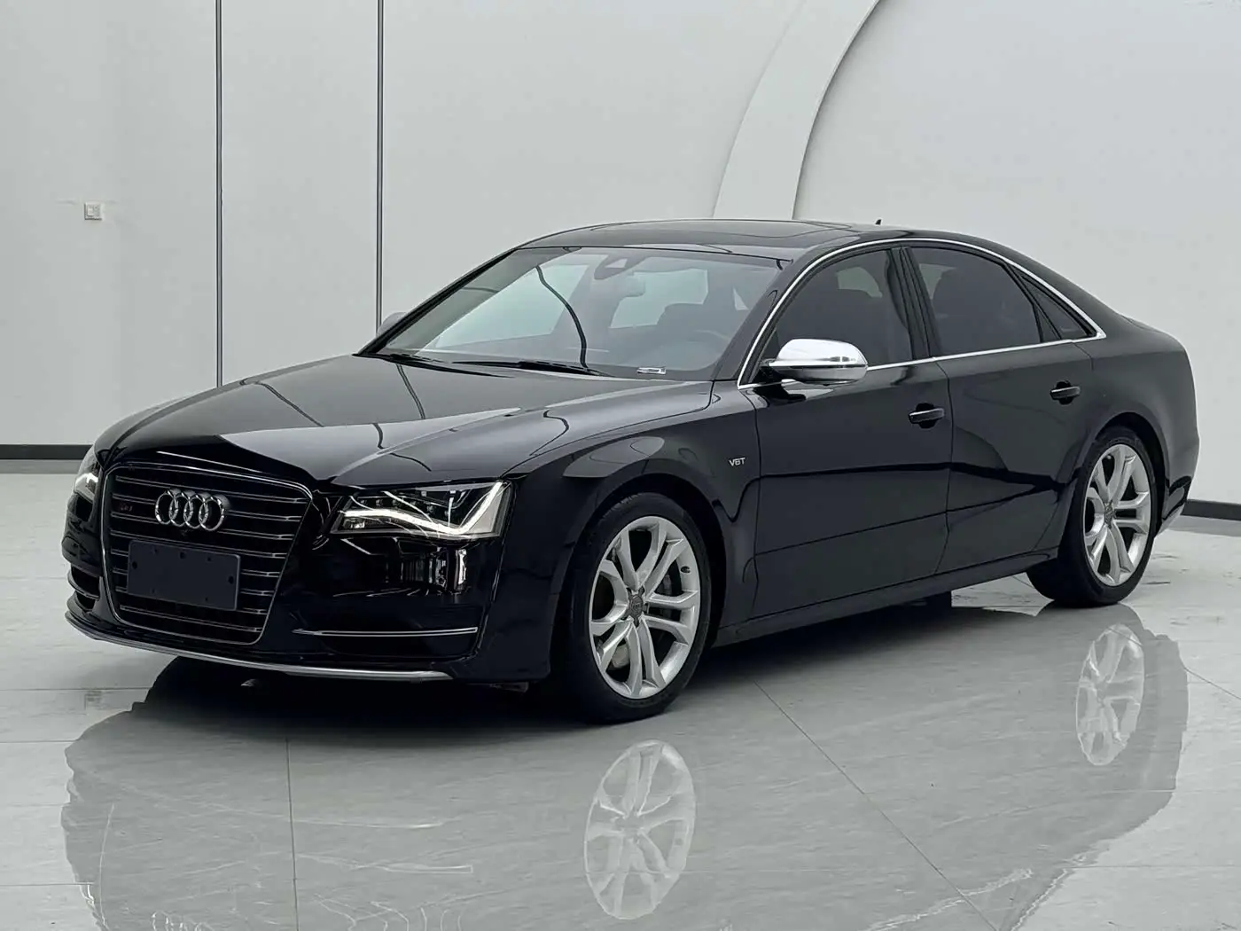 Audi S8, 2014