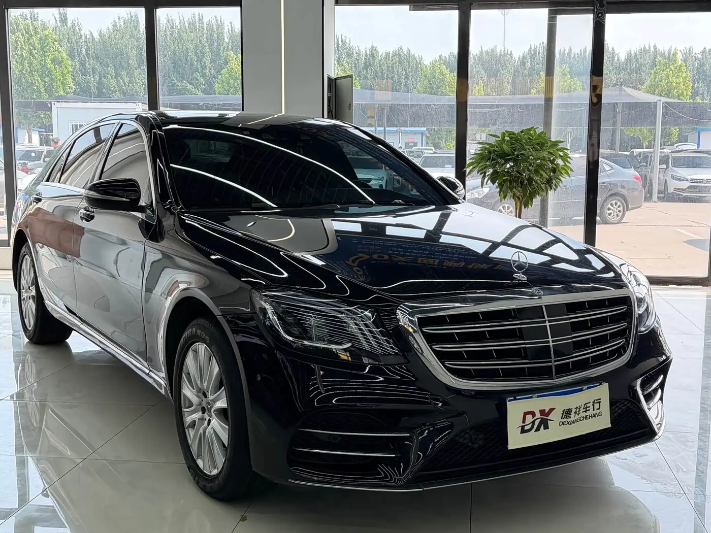 Mercedes-Benz S-Class 2016 — Photo 3/9