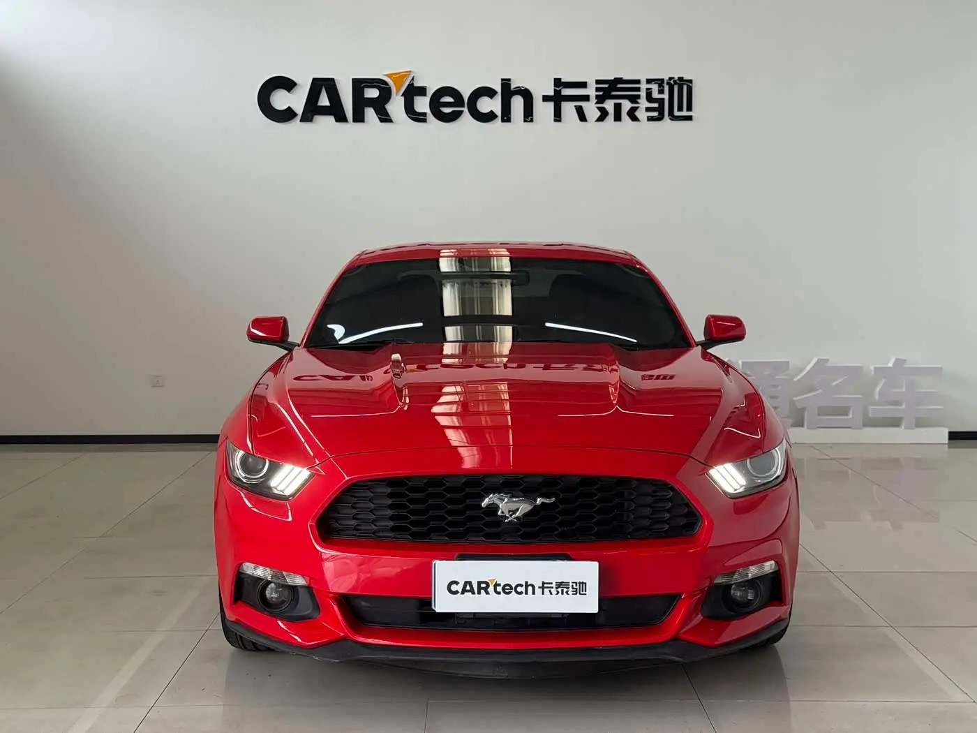 Ford Mustang 2017 — Photo 2/18