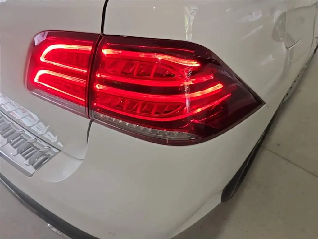 Mercedes-Benz GLE 2019 — Photo 8/20