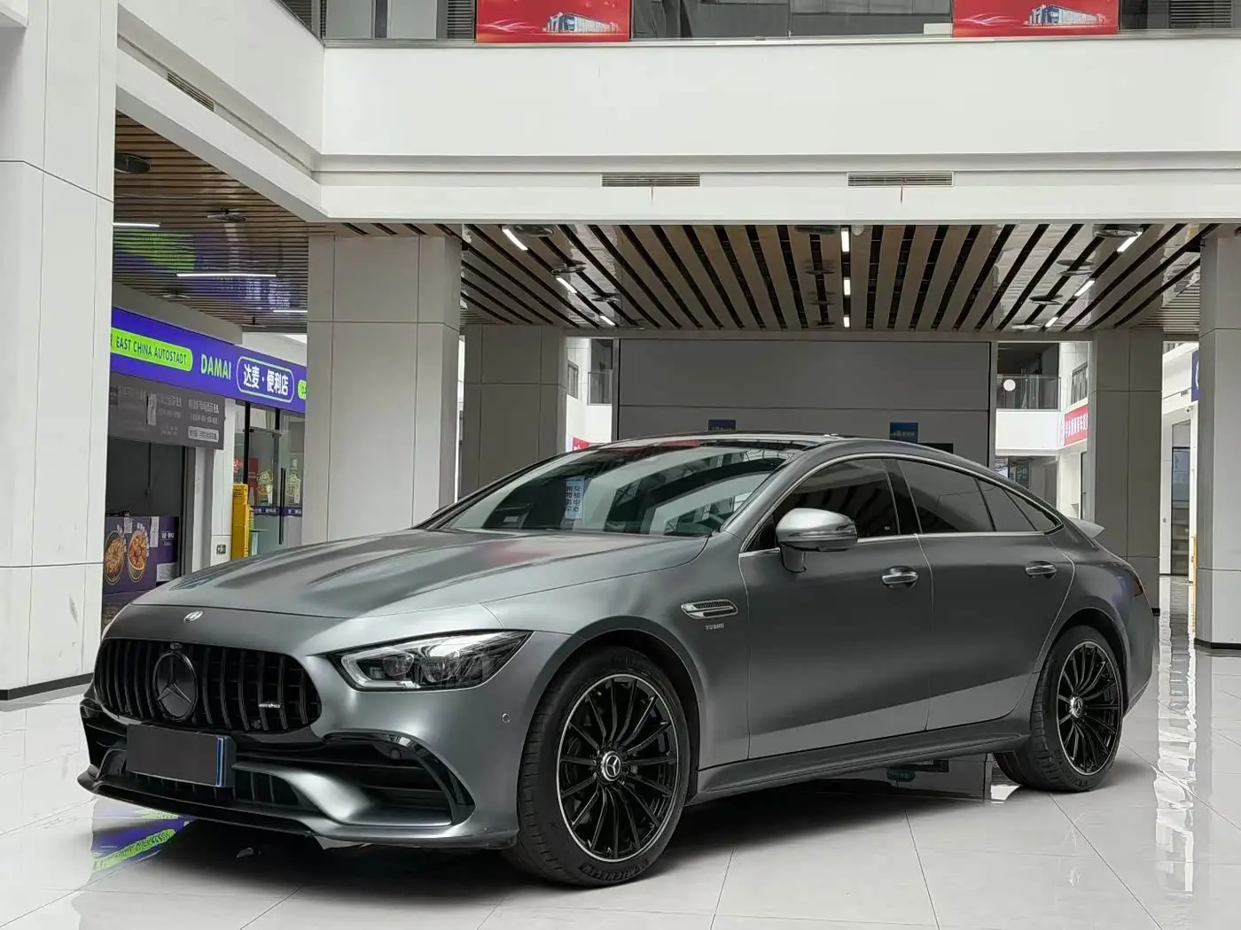 Mercedes-Benz AMG GT 2023 — ფოტო 1/9