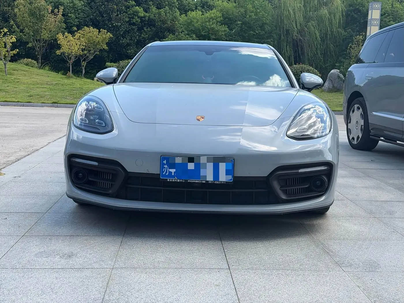 Porsche Panamera 2023 — Photo 2/10
