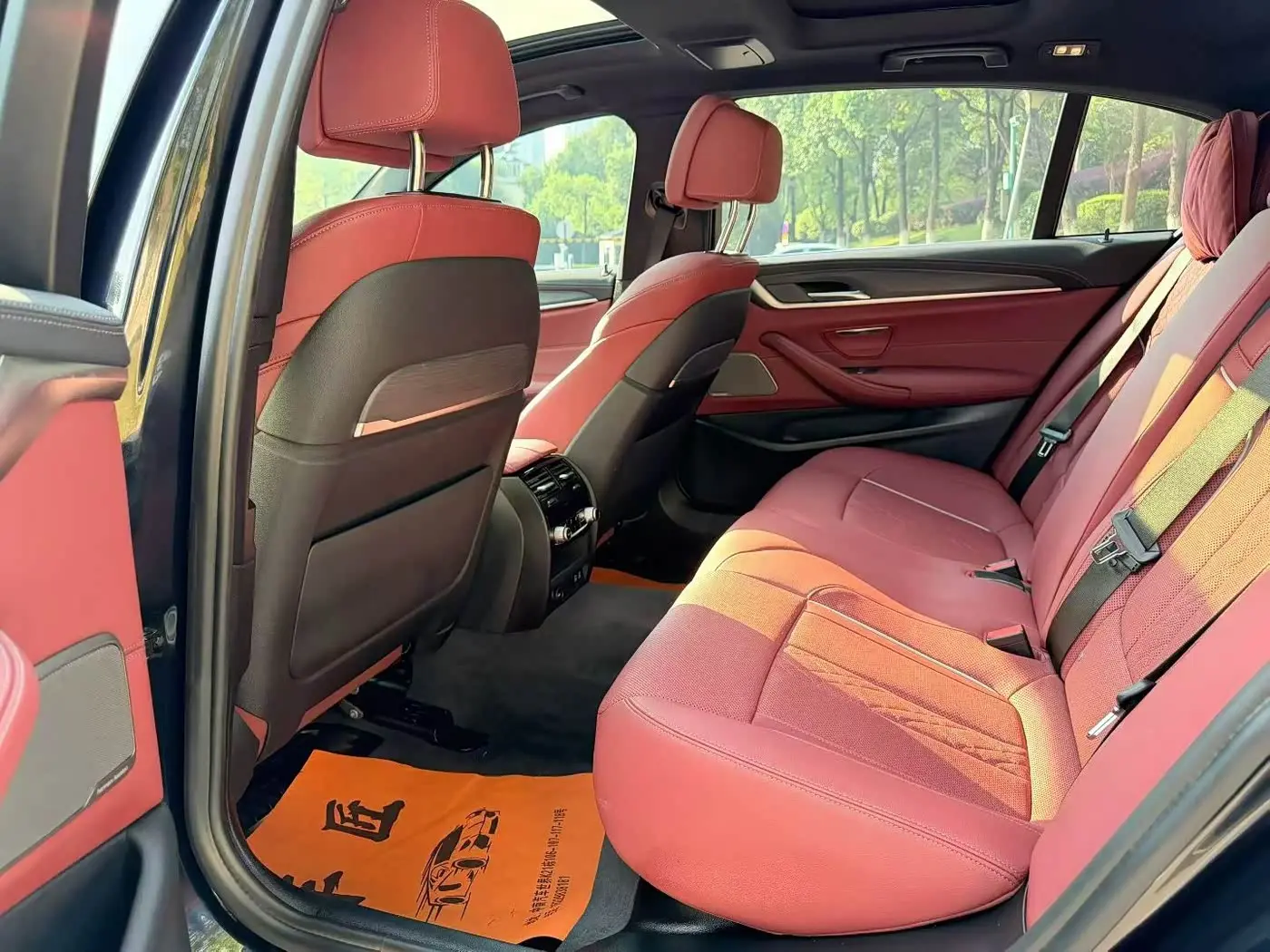 BMW 5 Series 2021 — Photo 3/5