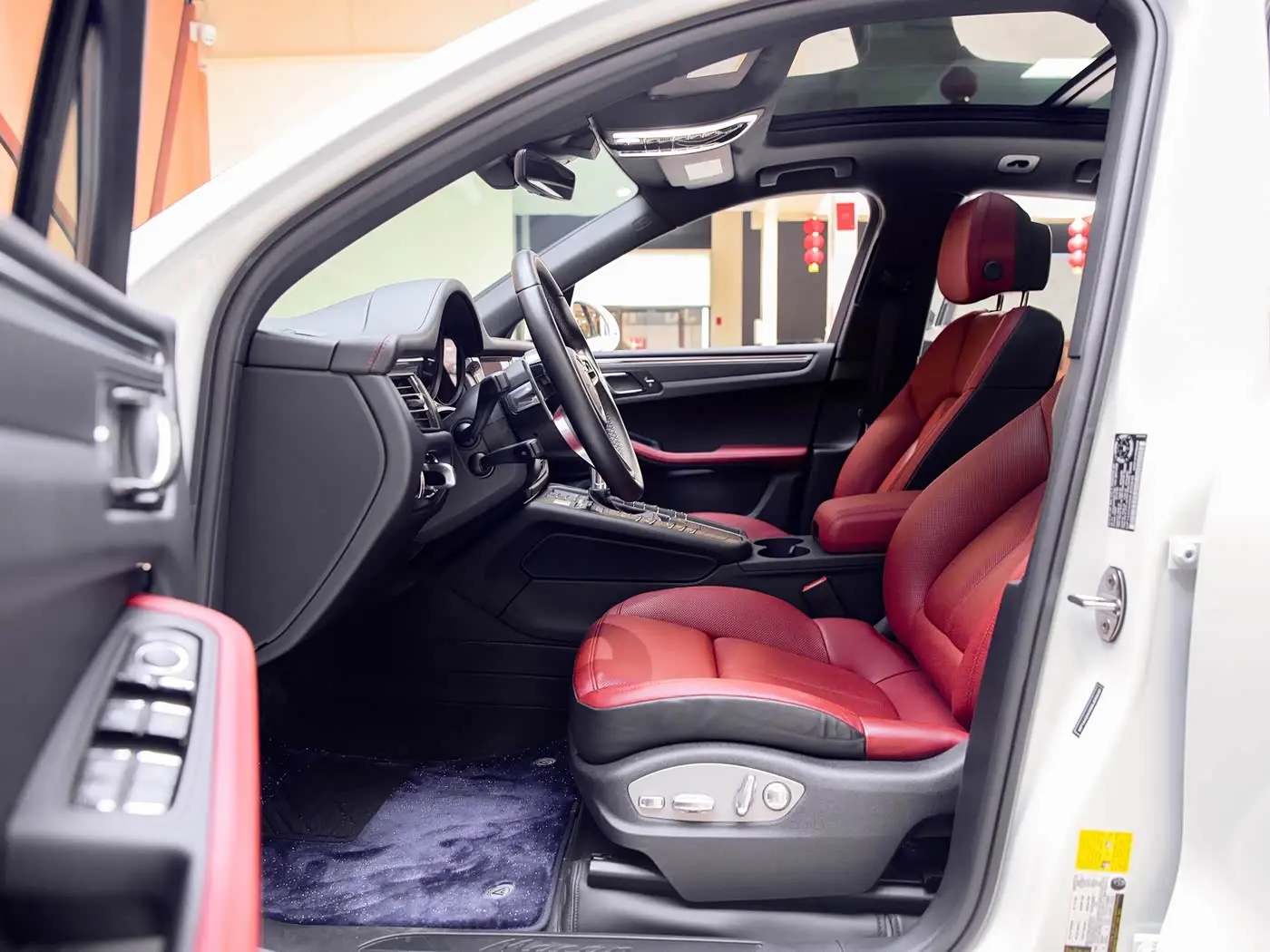 Porsche Macan 2026 — Photo 10/13