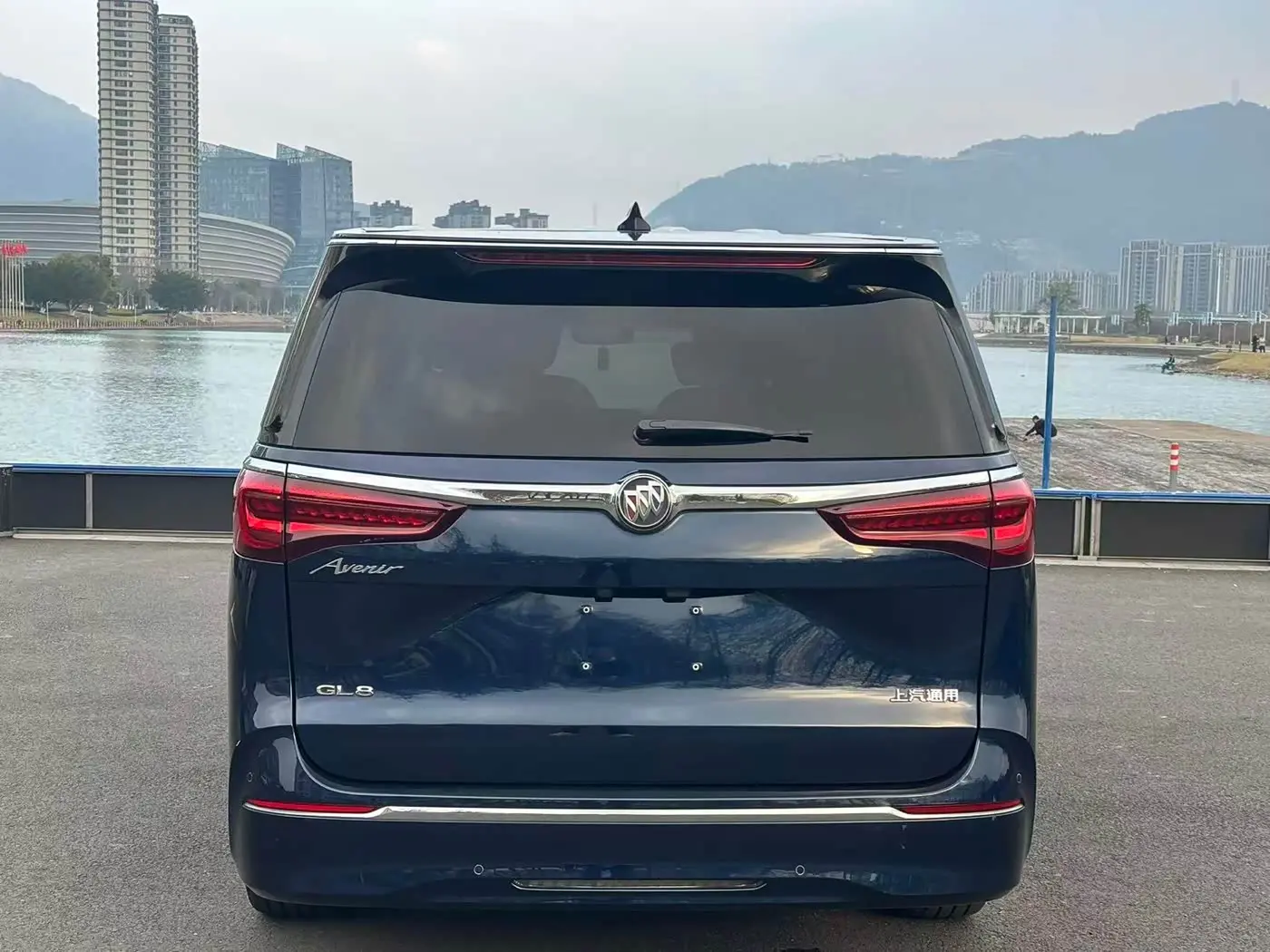 Buick GL8 2021 — Photo 9/10
