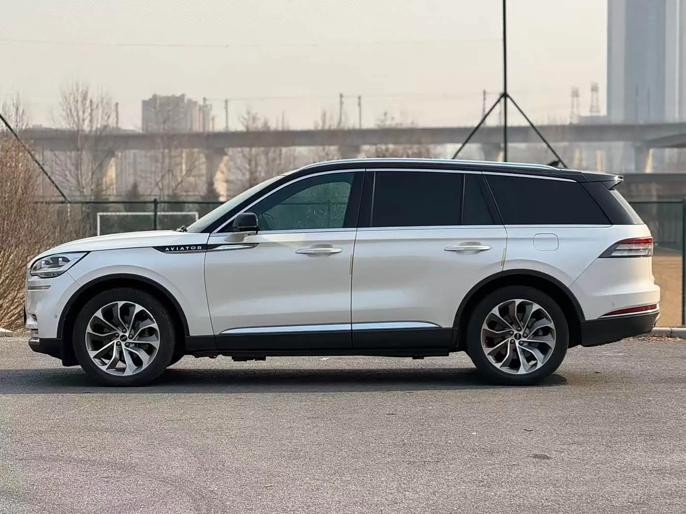 Lincoln Aviator 2021 — Şəkil 3/12