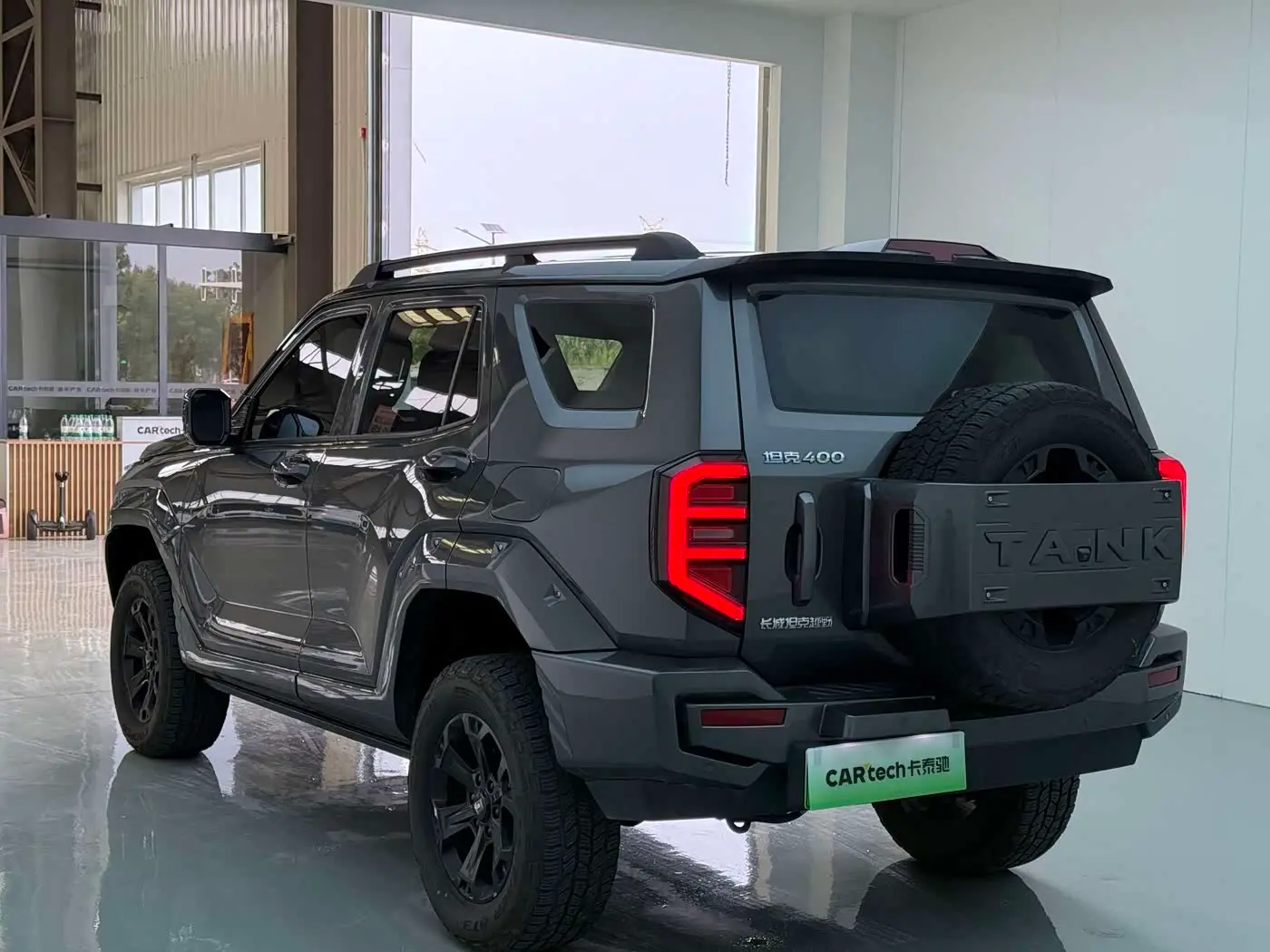 Tank 400 New Energy 2024 — Photo 14/17
