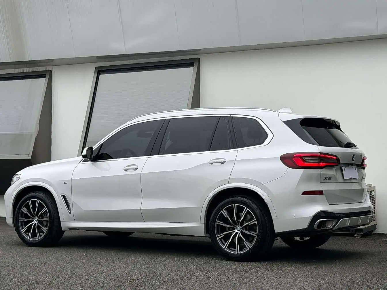 BMW X5 2022 — Фото 19/20