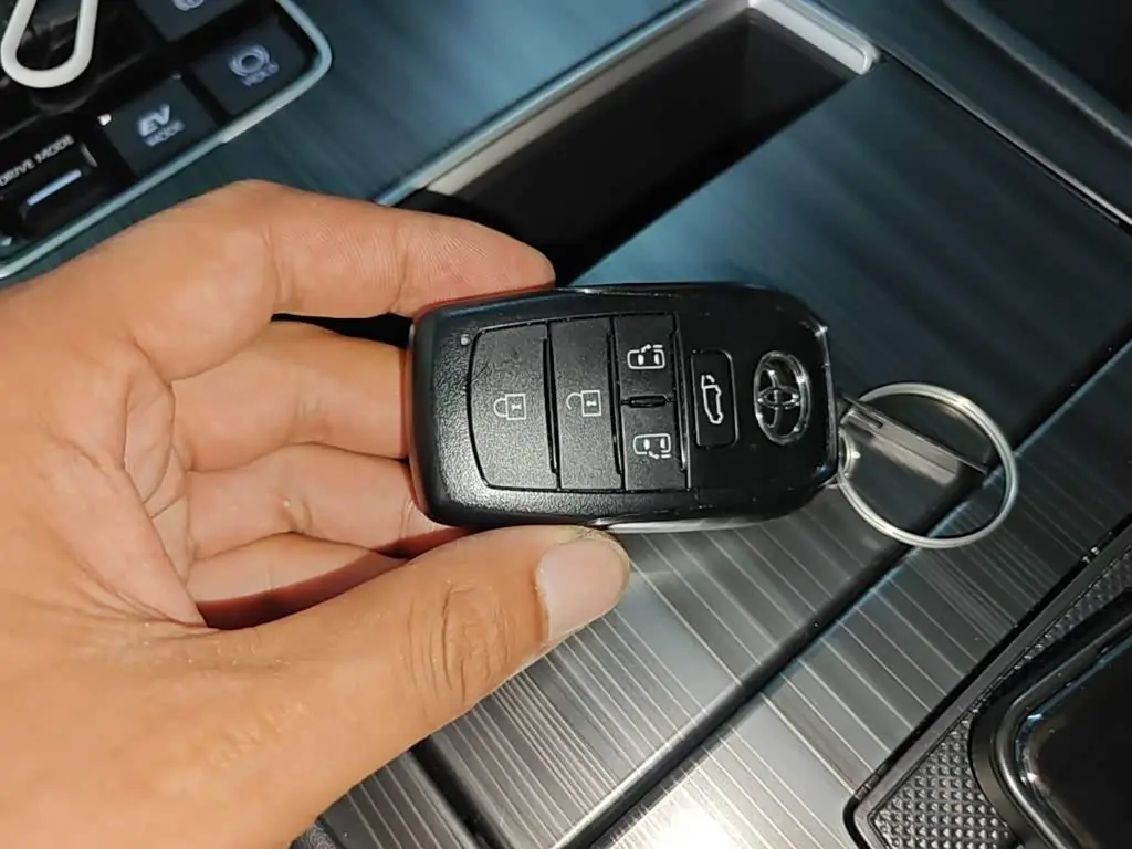 Toyota Sienna 2024 — Photo 17/20