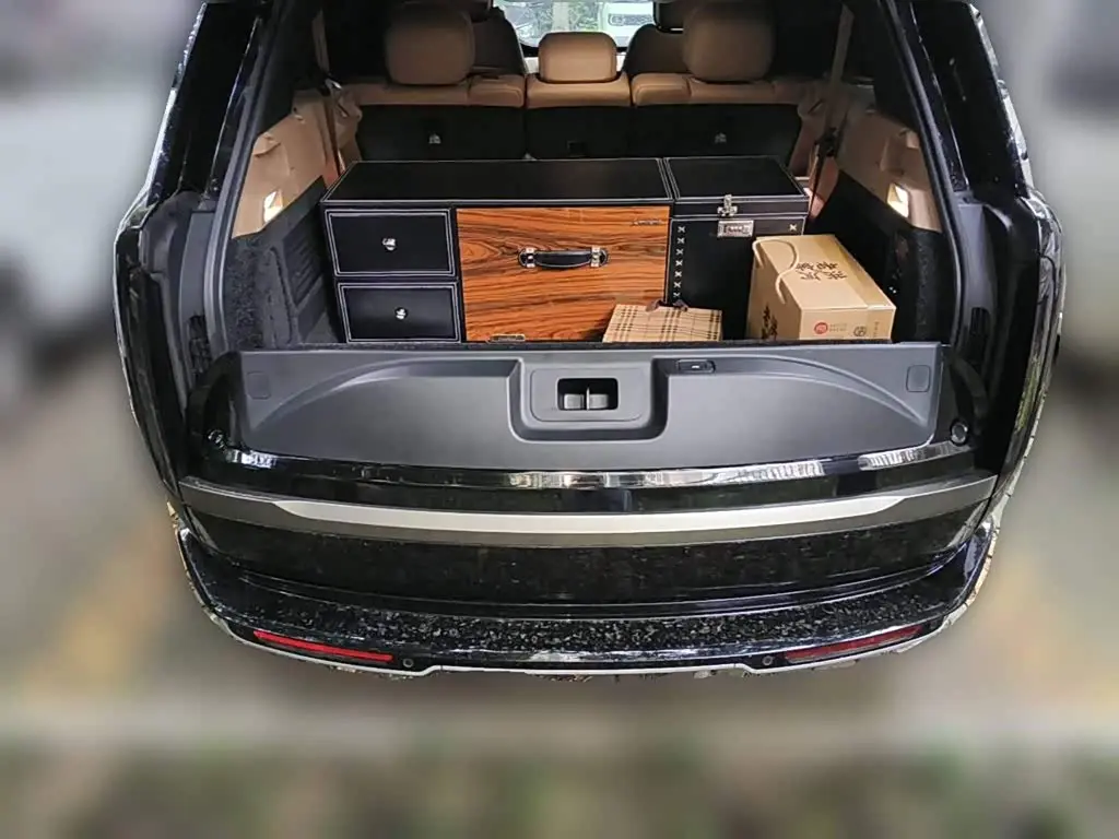 Land Rover Range Rover 2025 — Фото 5/13