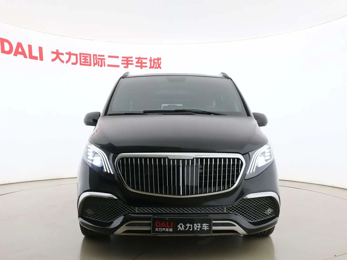 Mercedes-Benz Vito 2023 — Photo 2/17