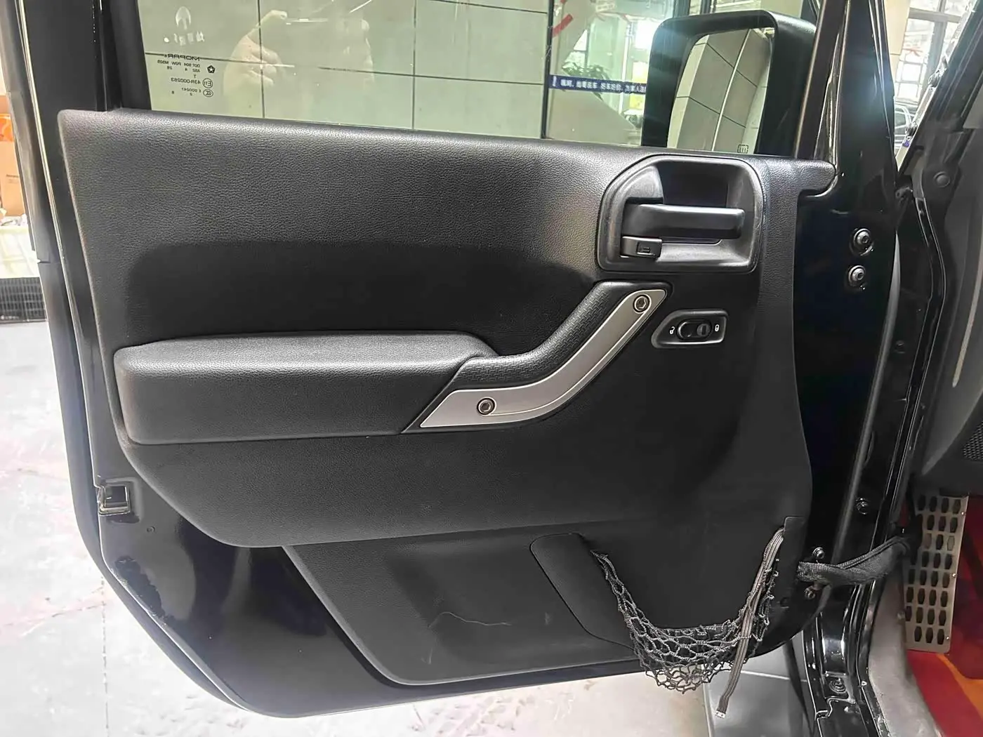 Jeep Wrangler 2015 — Фото 3/20