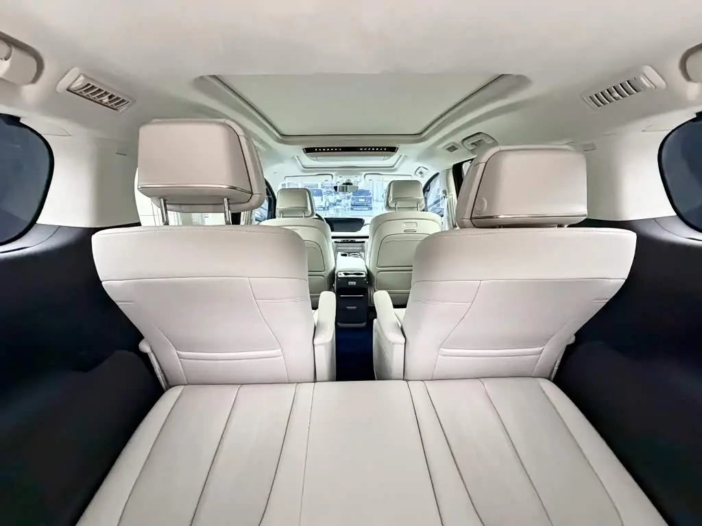 Buick GL8 New Energy 2025 — Фото 15/16